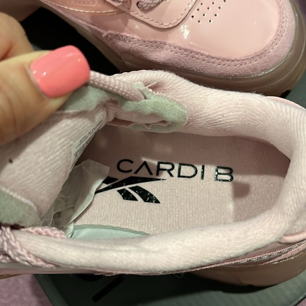 Cardi b Reebok - Picture 7 of 9